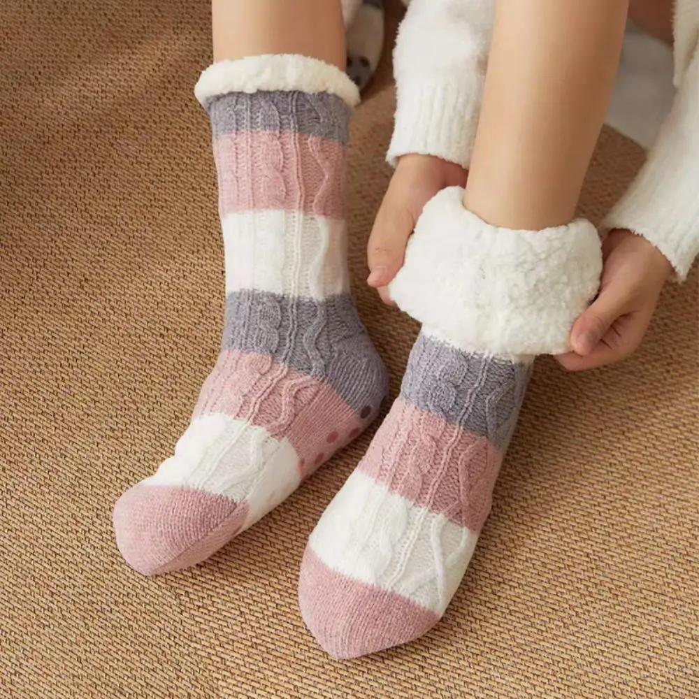 

Fashion Fried Dough Twist Stripe Fleece Socks Thicken Warm Coral Fleece Socks Hosiery Soft Sleeping Socks Women Fall Winter