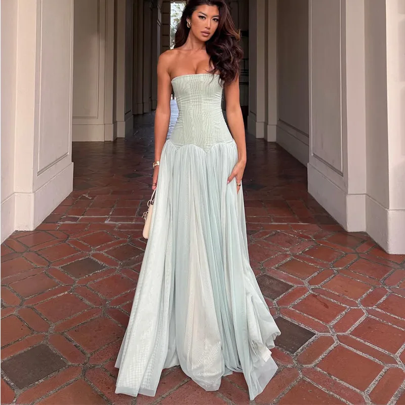 Nouvelle Robe de Soirée Formelle 2026 pour Femme, Style Corset Glamour Couleur Unie, Bustier Structuré et Jupe Longue en Tulle Fluide