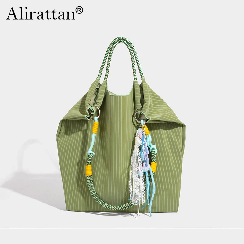 

Alirattan 2025 New Fashionable Commuting Handbag Large Capacity Striped Single Shoulder Underarm Shopping Bag