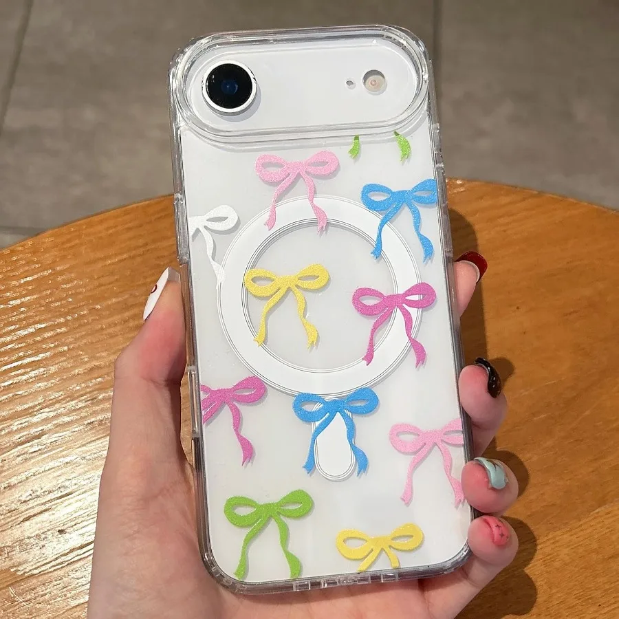 حافظة مغناطيسية لهاتف iPhone 17 Pro متوافقة مع غطاء الهاتف الجمالي ذو الشريط الشفاف اللاسلكي MagSafe المضاد للأصفر