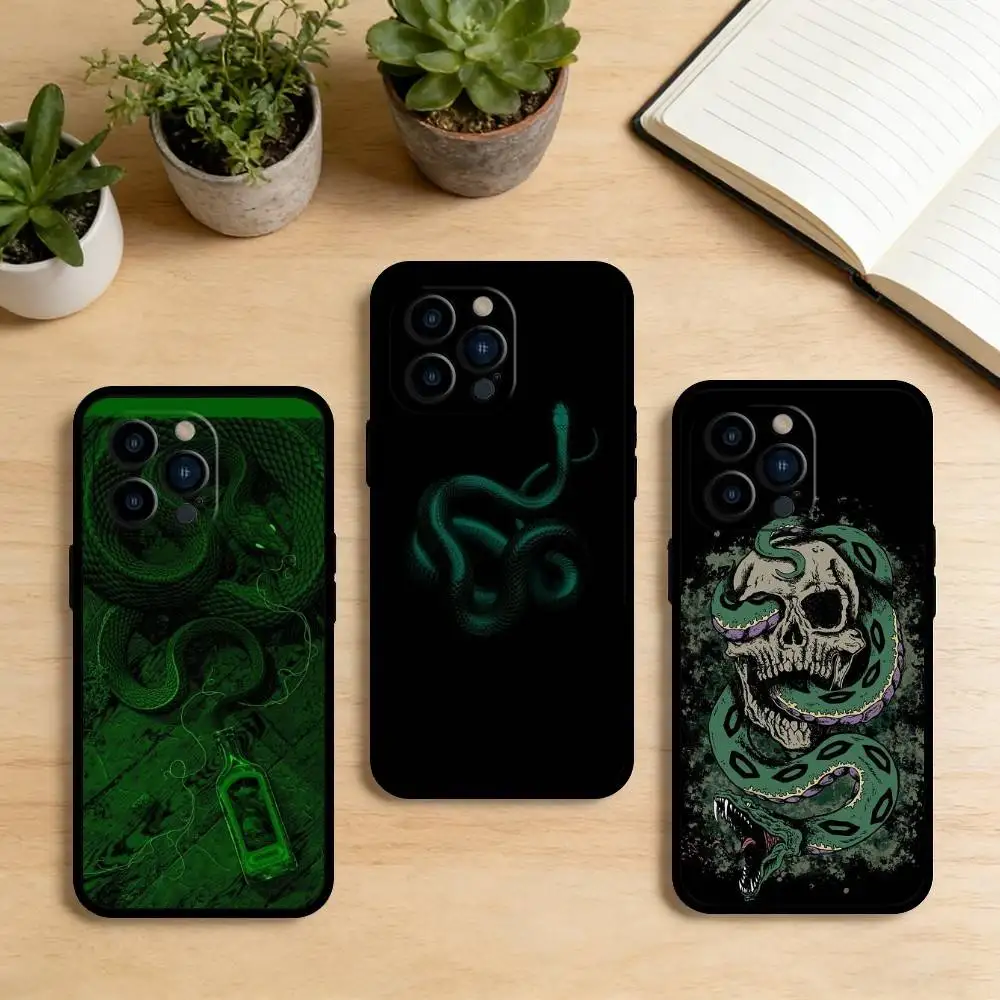 

AAA Dark Snake Aesthetic Design Phone Case For iPhone 17,16,15,14,13,12,11 X XR Plus,Soft Silicone Black Cover