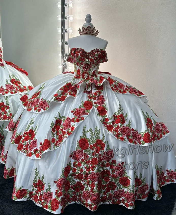 

Luxury Red White Quinceanera Dress Princess Mexico Charro2024 Elegant 3D Rose Embroidery Sweetheart Neck Ruffle Sweet 16 Dress