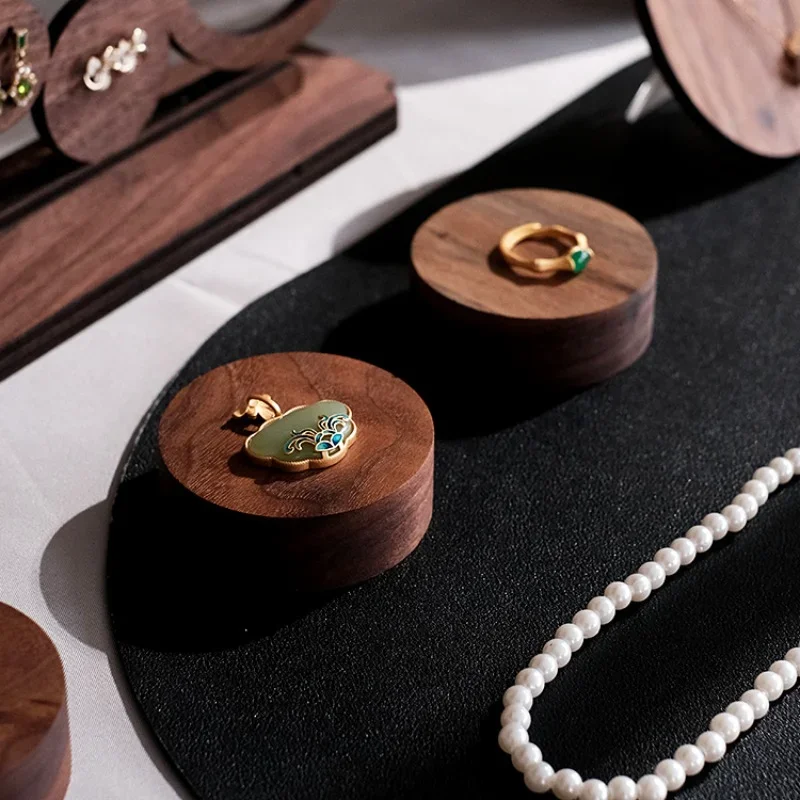 Jewelry Display Rack Walnut Veneer Vintage Multi-round Earring Rack Necklace Plate Jewelry Display Shooting Props