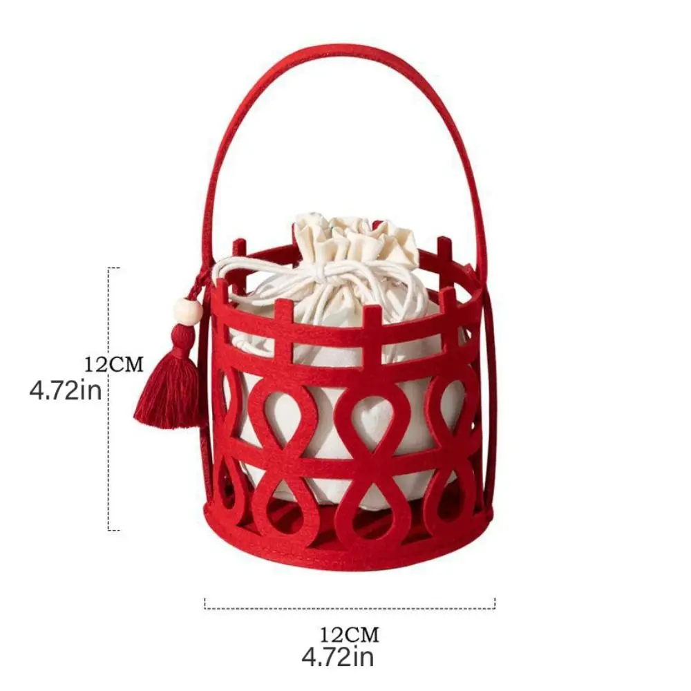 Hollow Heart Red Flower Bucket Handbag Wrist Bag Felt Wedding Ceremony Gifts Tote Bag Korean Style Tassel Pendant