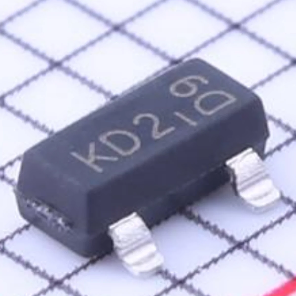 10-100 piezas. Tubo Zener doble en diodo de configuración de ánodo común, ± 5%,3V,300mW,SOT-23:AZ23C3V0-7-F. Código de marcado: KD2