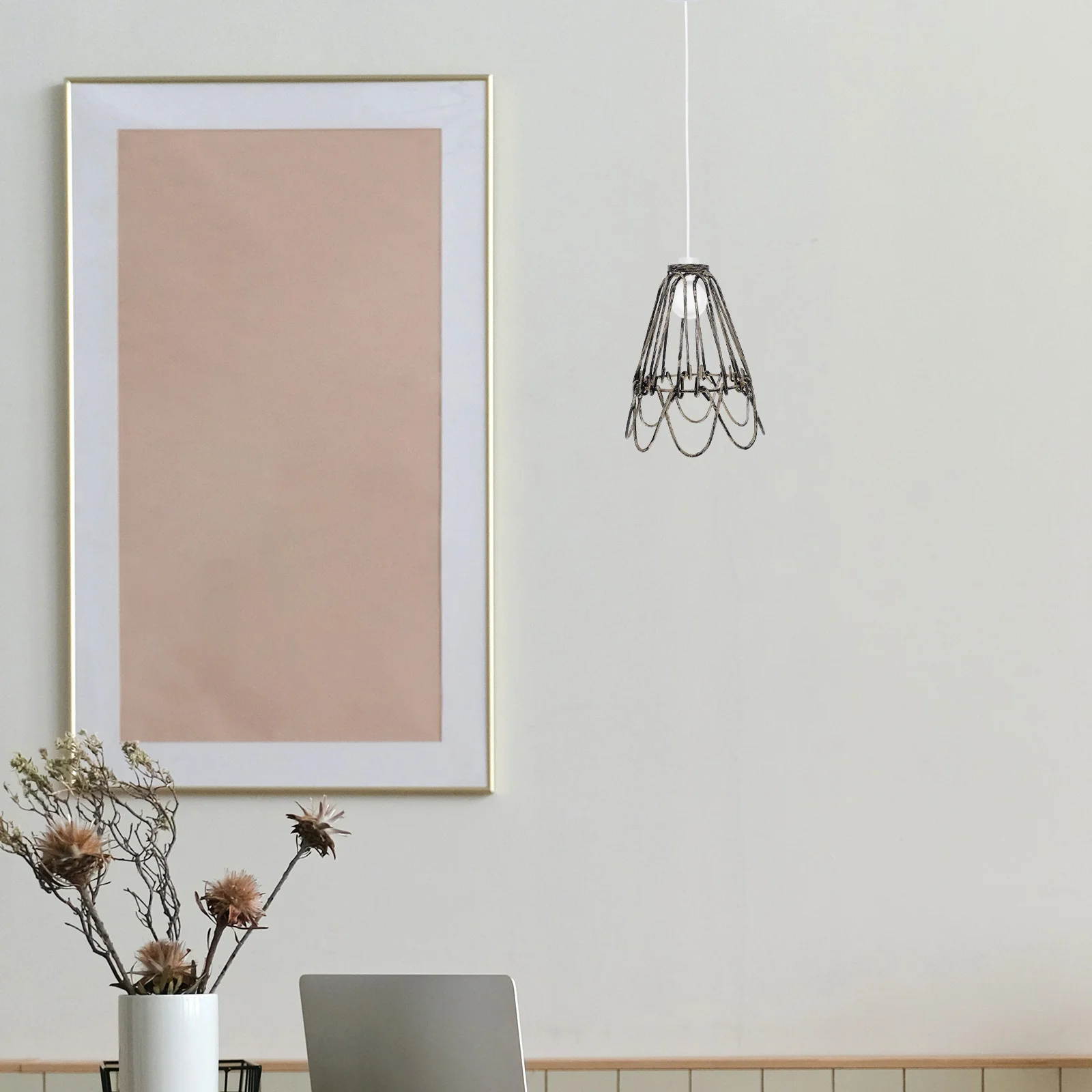 

Iron Vintage Lampshade Retro Hollow Out Decorative Lamp Shade for Pendant Ceiling Hanging Lamp Light Bulb Cage Restaurant Use