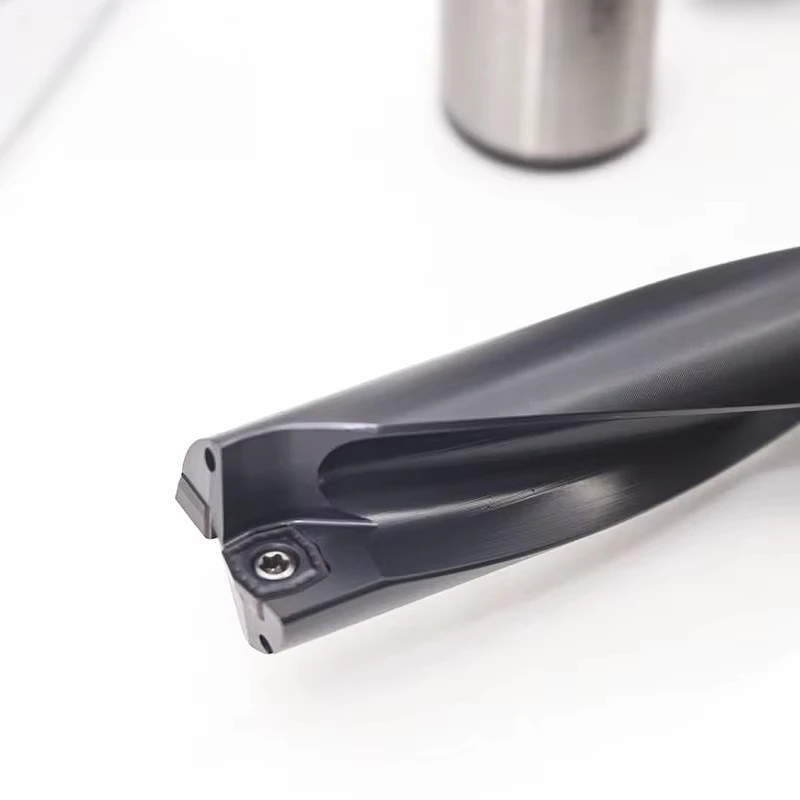 

XO SQ Lathe Fast Drill D12-60 U-Drill with Internal Water Jet - For 2D/3D/4 D/5D Deep Hole Drilling Bits (Pack of 10)