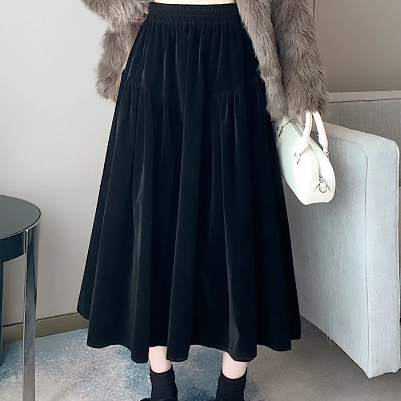 Black Velvet High-end Skirt 2025 Autumn Winter Fashion Simple Versatile Skirts Women's Daily Commuter High-waist A-line Skirt