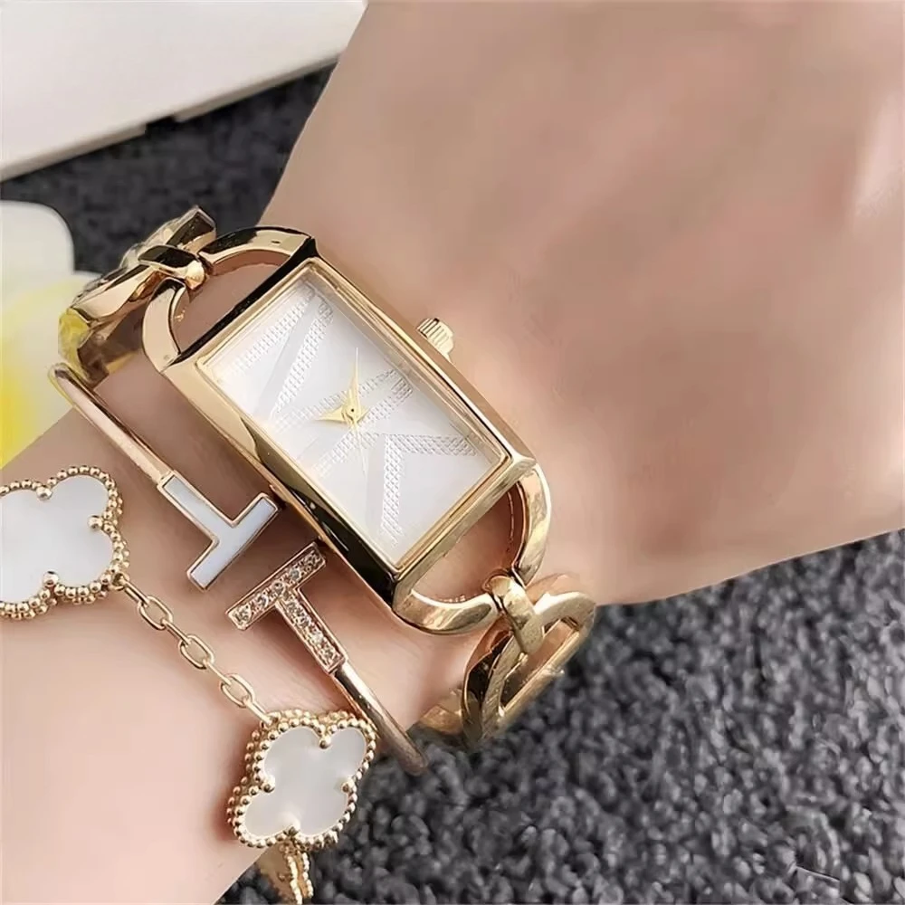 2025 ساعة كوارتز نسائية جديدة متخصصة خمر ساعة مربعة بسيطة موضة ساعة نسائية
