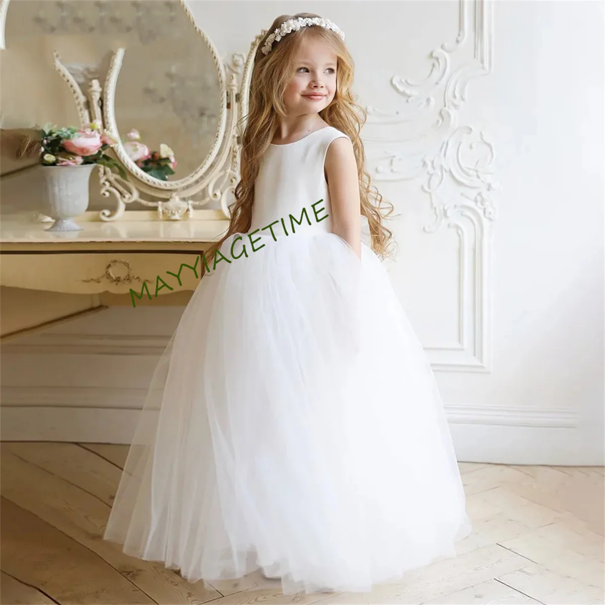 

Simple Ball Gown Flower Girl Dress Ivory Cute Tulle Baby Girls Party Dresses Sleveless Puffy Back Bow First Communion Dress