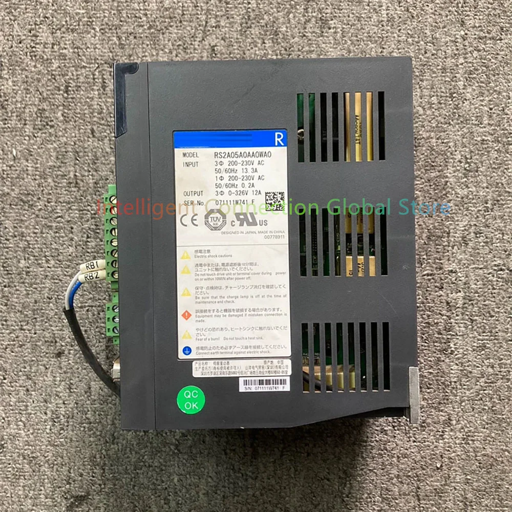 Motor servo driver input 200-230V AC output 0-326V 12A RS2A05A0AA0WA0
