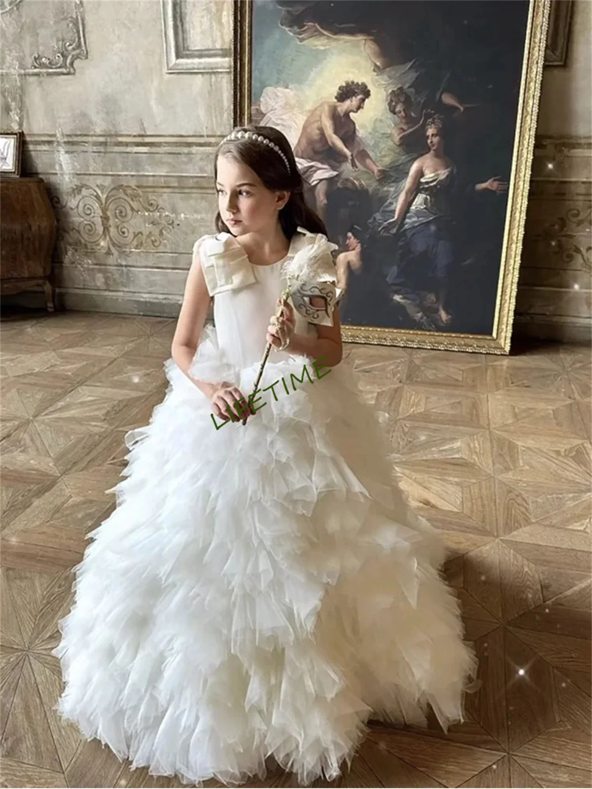 White Tulle Puffy Flower Girl Dress For Wedding Short Sleeve Applique Butterfly Child's First Eucharistic Birthday Party Dress