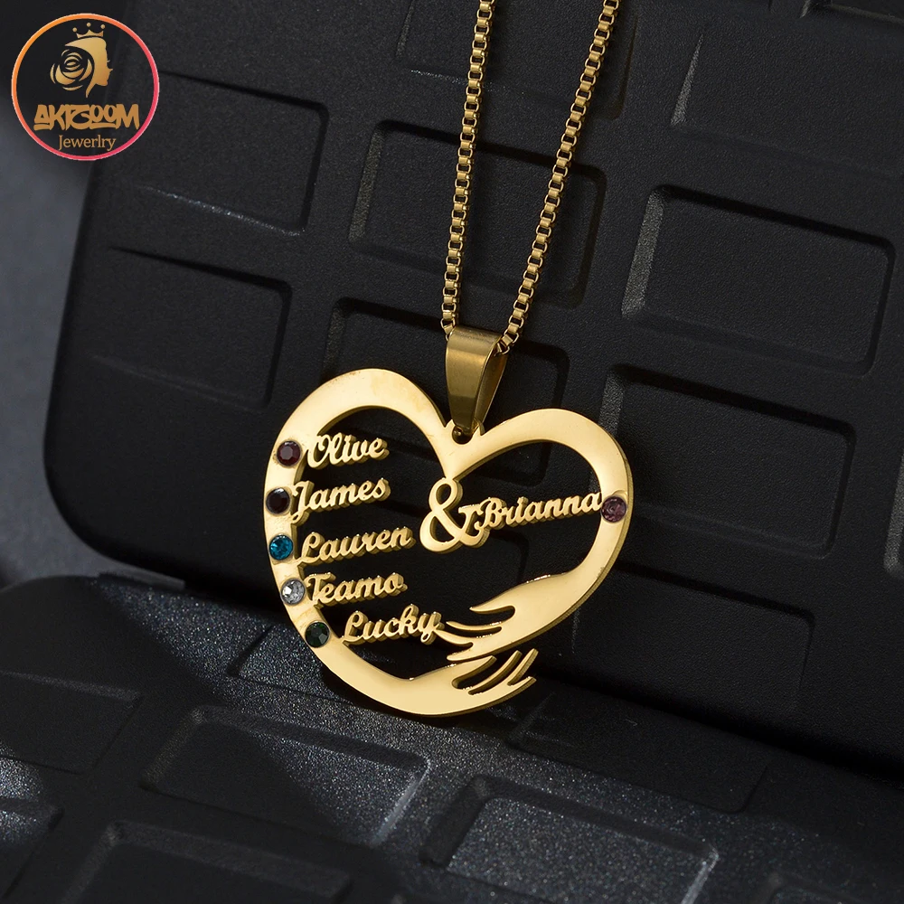 Akizoom Custom Name Necklace Stainless Steel Heart Hand Hug Couple Detachable Pendant Box Chain Necklaces for Women Jewelry Gift