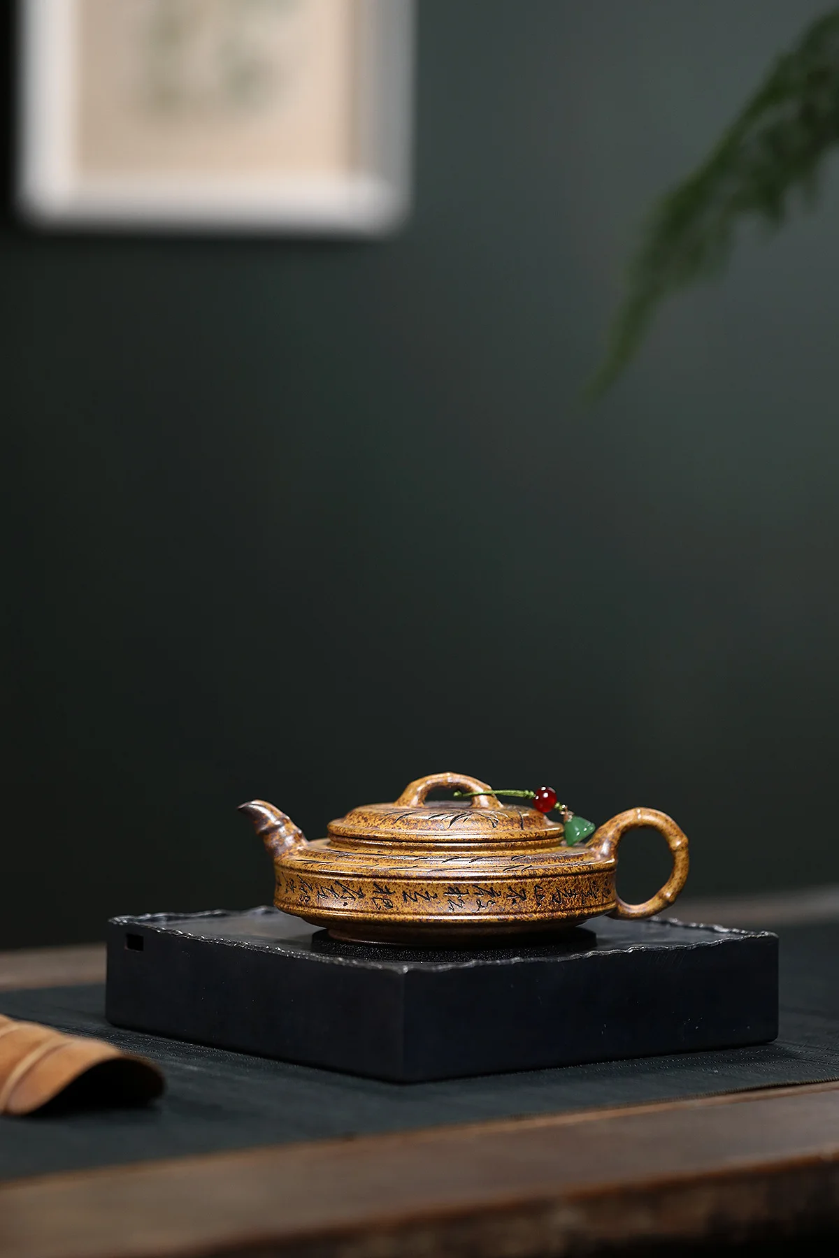 160ml Raw Ore Dragon Bone Gold Sand High Temperature Wood-fired Zhoupan Zisha Teapot Carving Handmade Yixing Gongfu Tea Pot