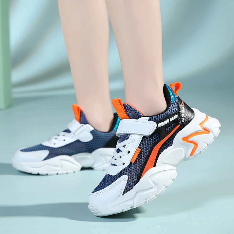 Легкие детские белые кроссовки с дышащей сеткой для мальчиков, школьная повседневная прогулочная обувь, нескользящие спортивные детские кроссовки для девочек