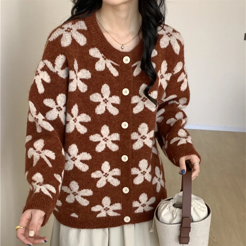 2024 Autumn and Winter New Fashion Flower Knitted Jacket Cardigan Versatile, Soft and Glutinous, Loose and Thin Sweater Women