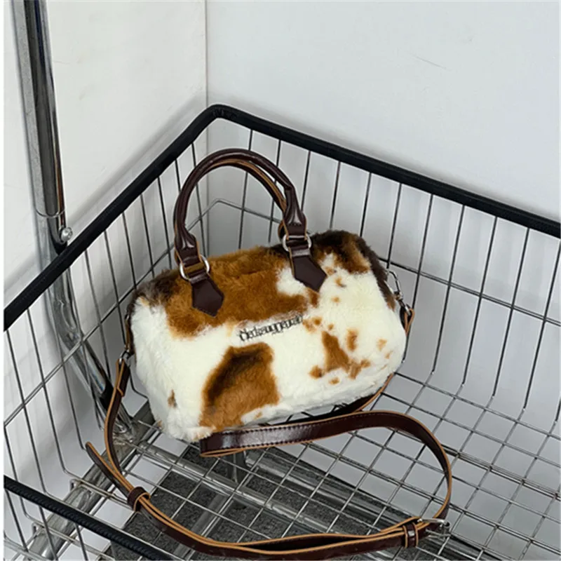 

Fashionable Handbag New Arrival Simple Stylish Women Bag Trendy Underarm Pillow Bag Square horsehair Zipper Single Shoulder Bag