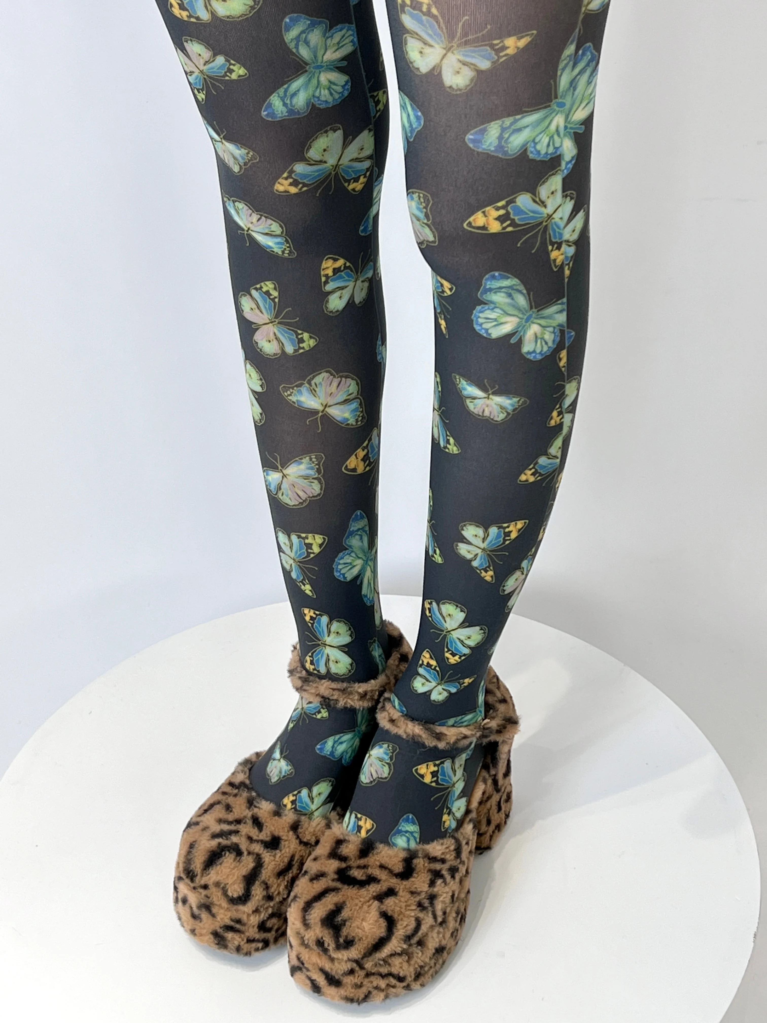Pantyhose Women's Butterfly Print Anti-Snagging Colorful Sexy Casual Fashion Leggings Leg Shaping Fleece-Lined Autumn and Winter