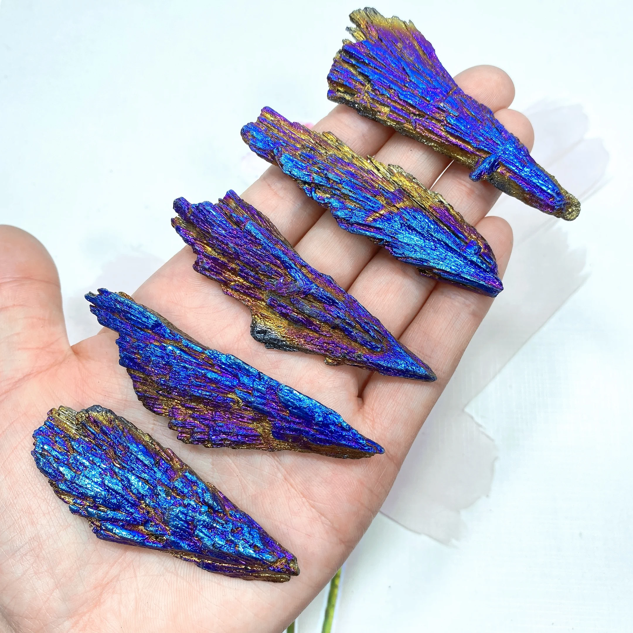 Natural Colorful Tourmaline Electroplated Mineral Rock Stone Titanium Coated Crystal Specimen Healing Home Decor Peacock Feather