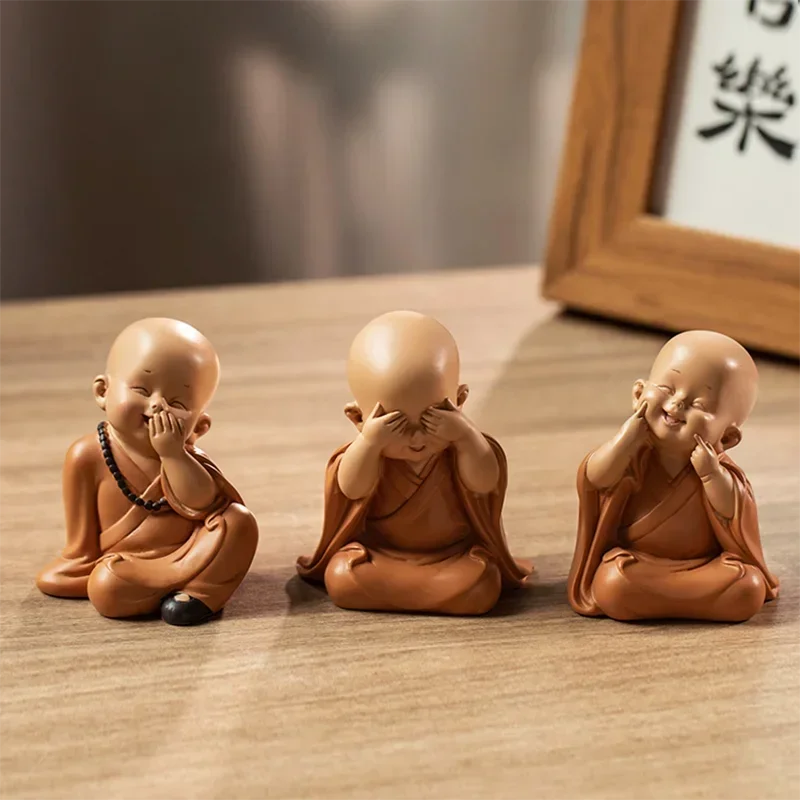 Sami Little Monk Car Decoration Figurines Healing Office Room Desktop Figurines & Miniatures Modern Cute Home Decor Statua FYFM