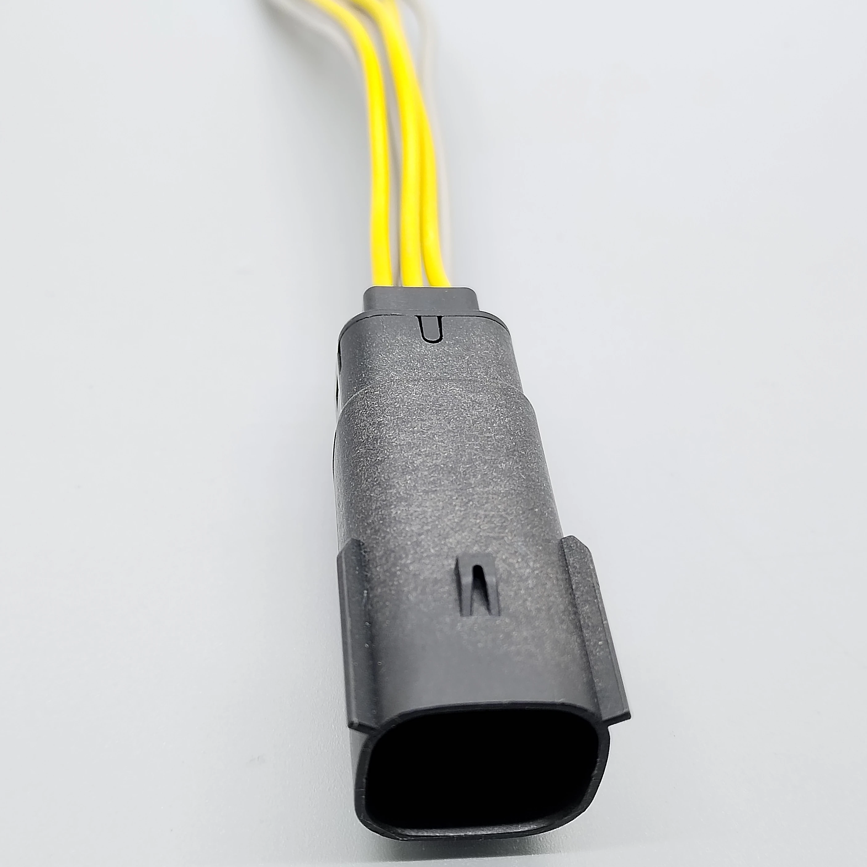 shhworldsea 33472-0601 33482-0601 33472-0606 6 Pin Automotive Connector AC Assembly Auto Plug For Ford Mondeo