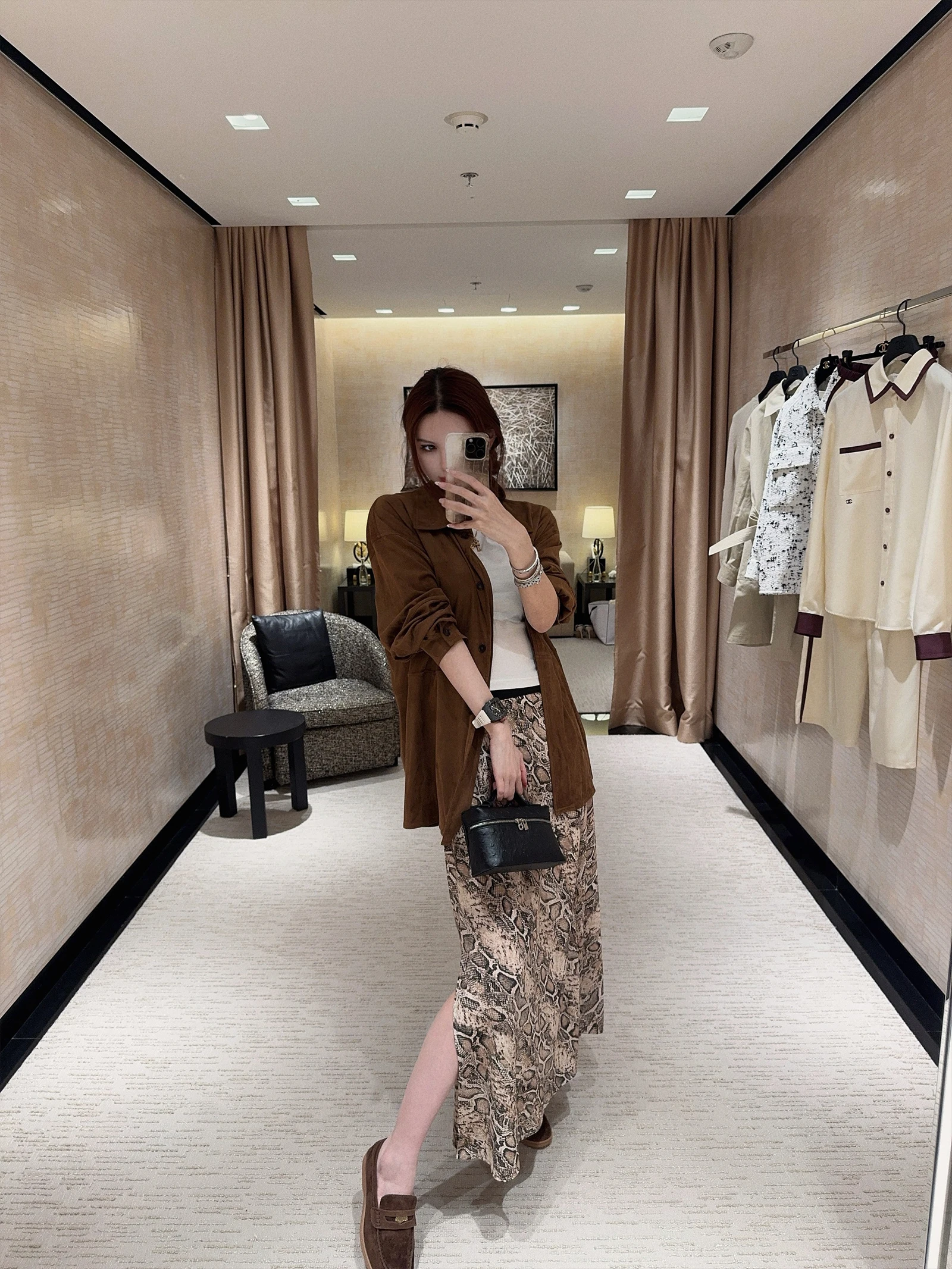 

Zhaochencen Retro Suede irt Women's Spring Autumn Loose Long Sve High End Feeling Ele Sle Faionable Casual Top