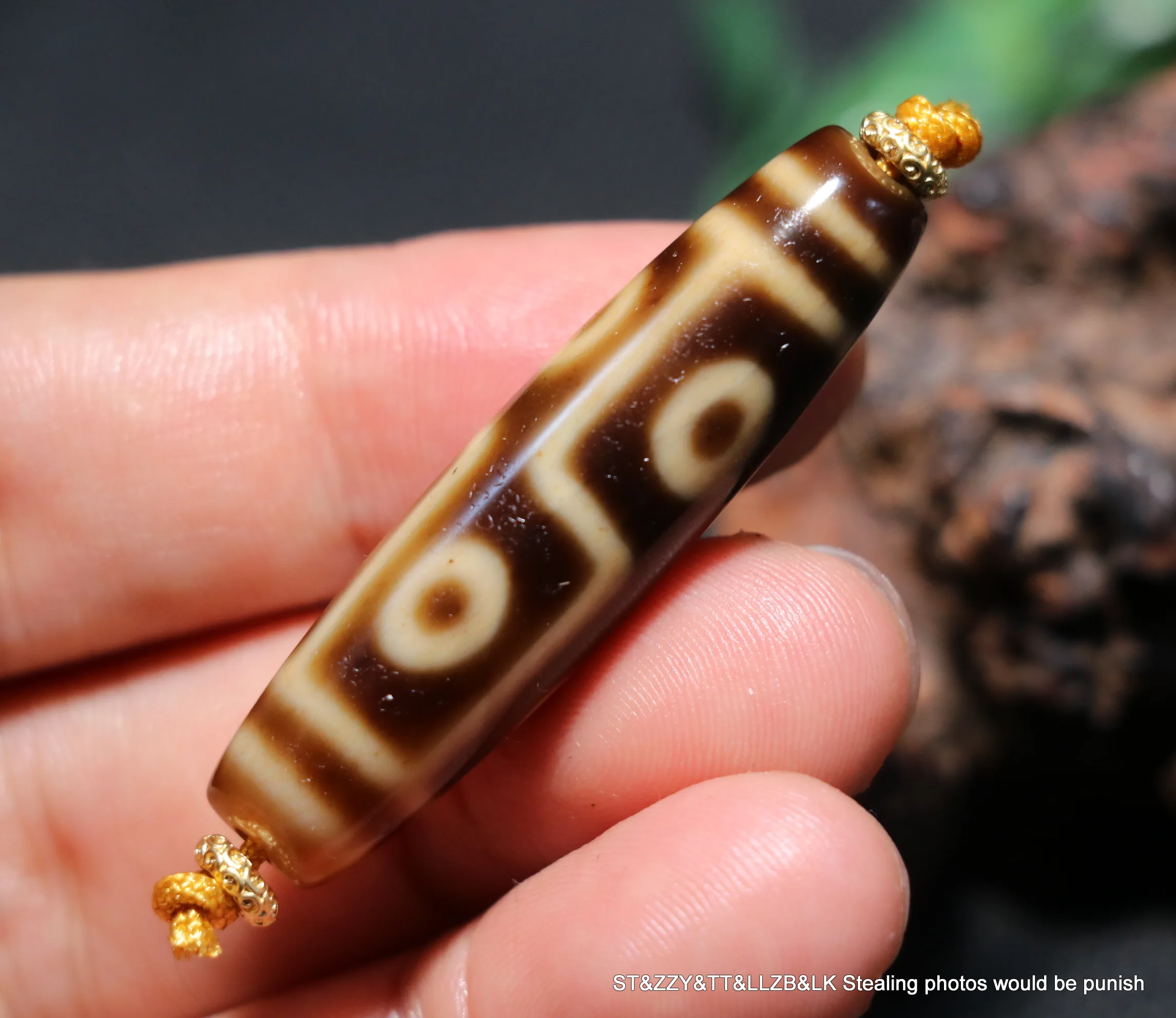 

Treasure Ultra Magic Energy Tibetan Top Old Agate Ivory Color Fold Line 6 Eye of Healthy Symbol dZi Bead Totem 5A UPD0726A03