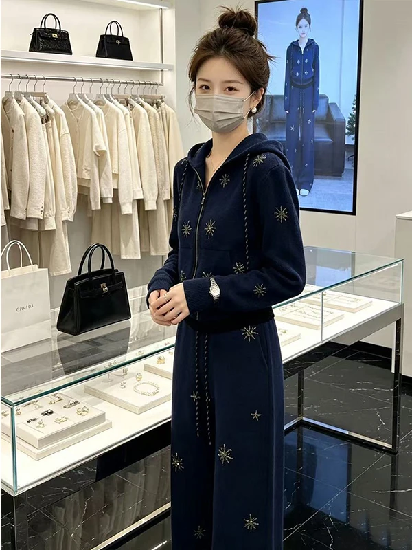  Fashionable Heavy-Duty Rhinestone Sweatshirt Jacket And Wide Leg Pants Set for Women Commute Autumn New Style Slimming