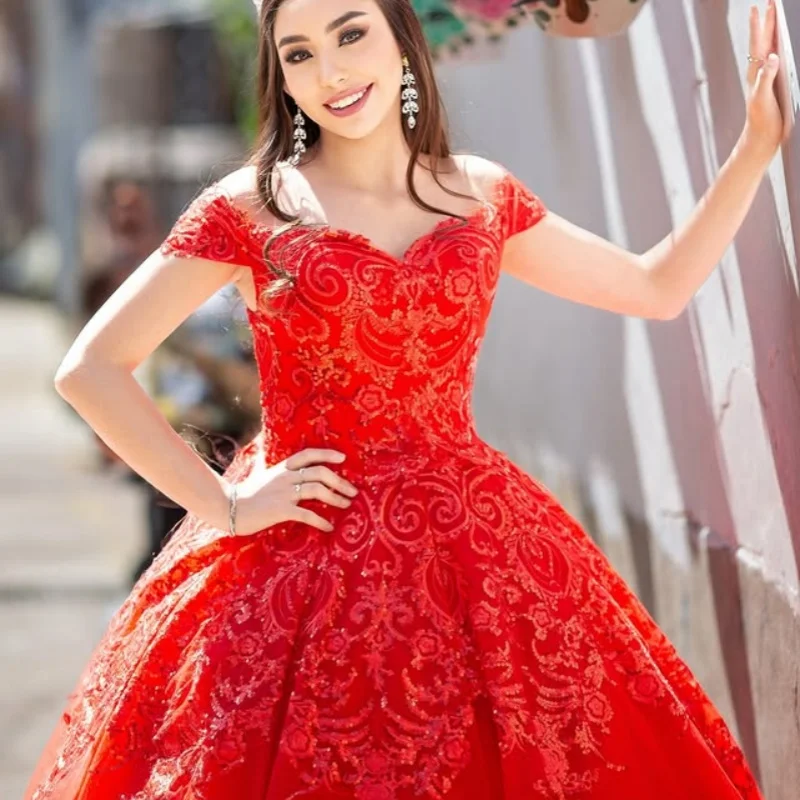 

Red Shoulder Quinceanera Dress Lace glitter decal Tull layering vestidos de 15 Quinceanera ﻿Customized