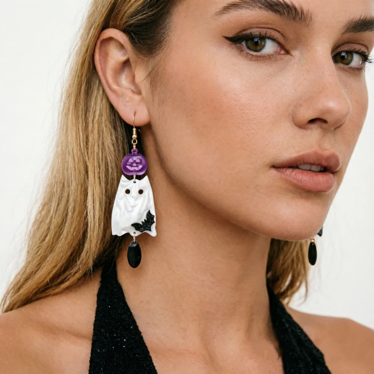 Asymmetrische Ohrringe aus Acryl mit schwarzer und weißer Katze, Kürbis, Fledermaus, Hexenhut für Frauen, Gothic-Blumen-Geister-Tropfenohrringe, Halloween-Schmuck – Detail 12