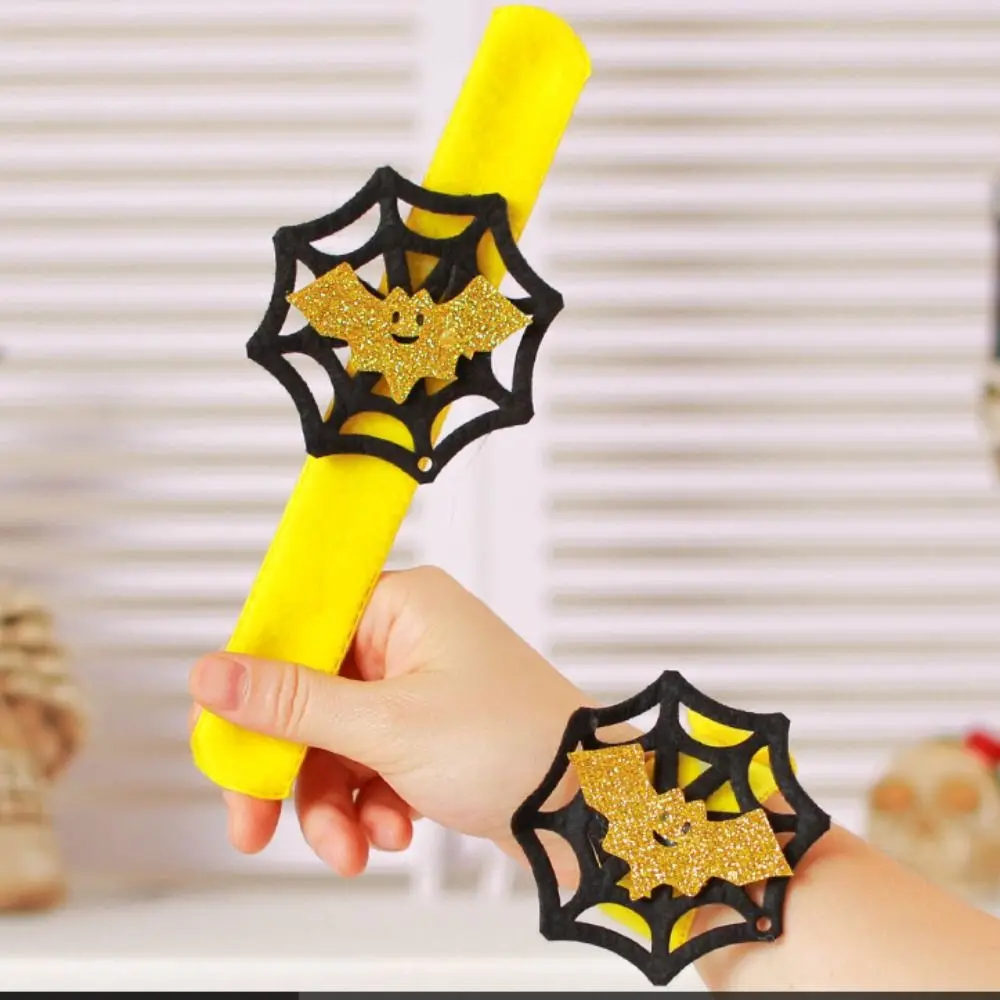 

Pumpkin Halloween Slap Bracelets Spider Ghost Pop Circle Wristband Felt Wool Cartoon Design Hands Clap Circle Christmas Toy