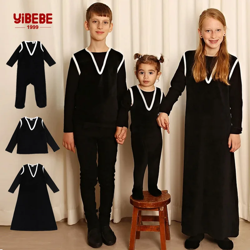 

Baby Velvet Rompers Long Sleeve Girl Boy Fall Winter Clothesr Black Footie Jumpsuit V neck Outfit Infant Pajamas Sleepsuit