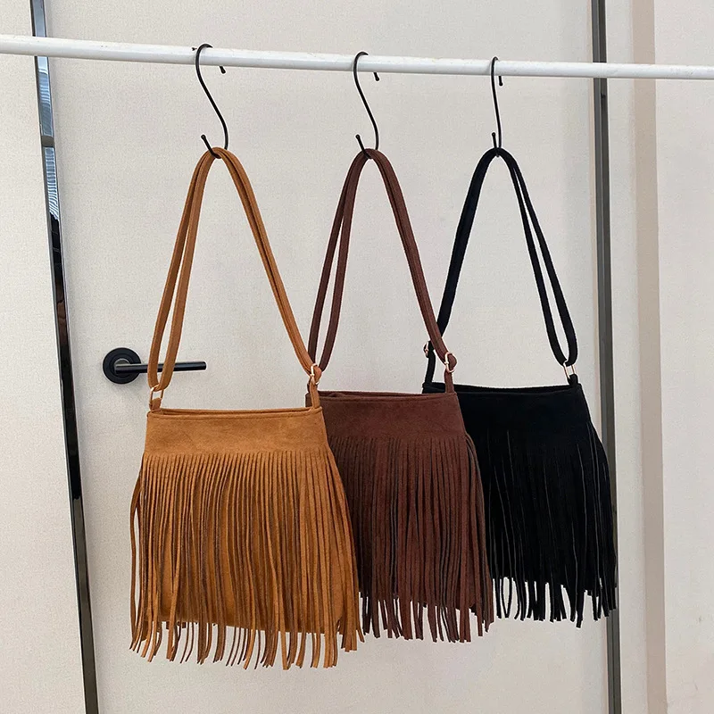 

2025 New Matte Leather Fringed Large-capacity Niche Design Simple and Versatile Small Square Bag Single Shoulder Messenger Bag