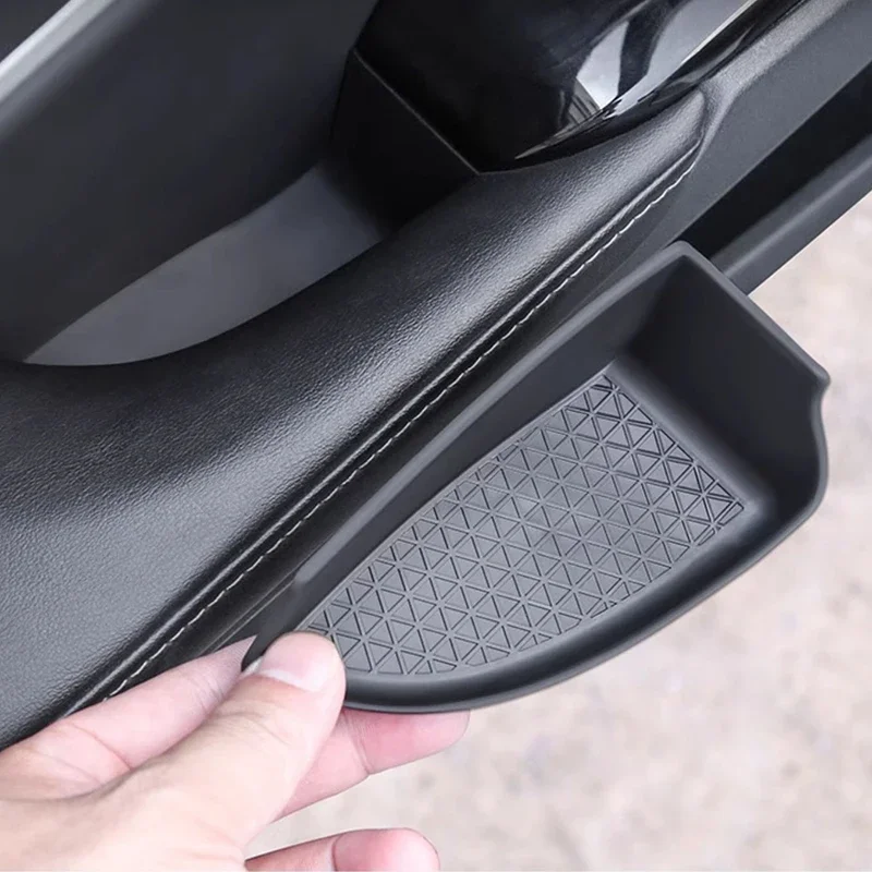 

Car Door Armrest Storage Barrel Door Handle Container Holder Box for Toyota 8th 9th Camry Interior Accessories 2024 2025