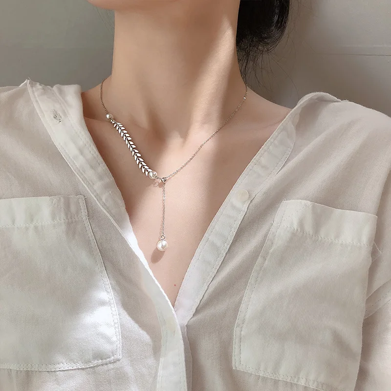 Fine S925 Sterling Silver Necklace Lustrous Pearl Neck Chain Elegant Female Collarbone Chain Great For Enhancing Your Daily Look