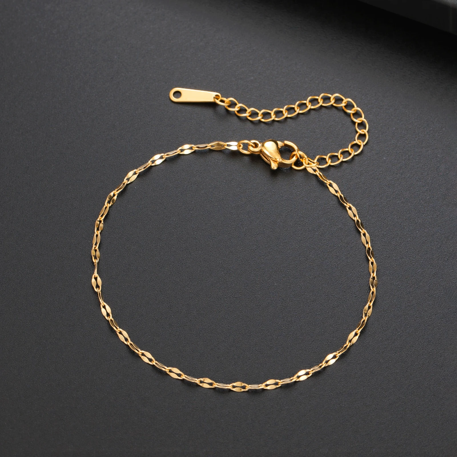 COOLTIME Minimalistisches Edelstahl-Armband in Goldfarbe, Lippenstiftkette, modisch, für Damen, Schmuck, Geschenk, Großhandel 2026 – Detail 10