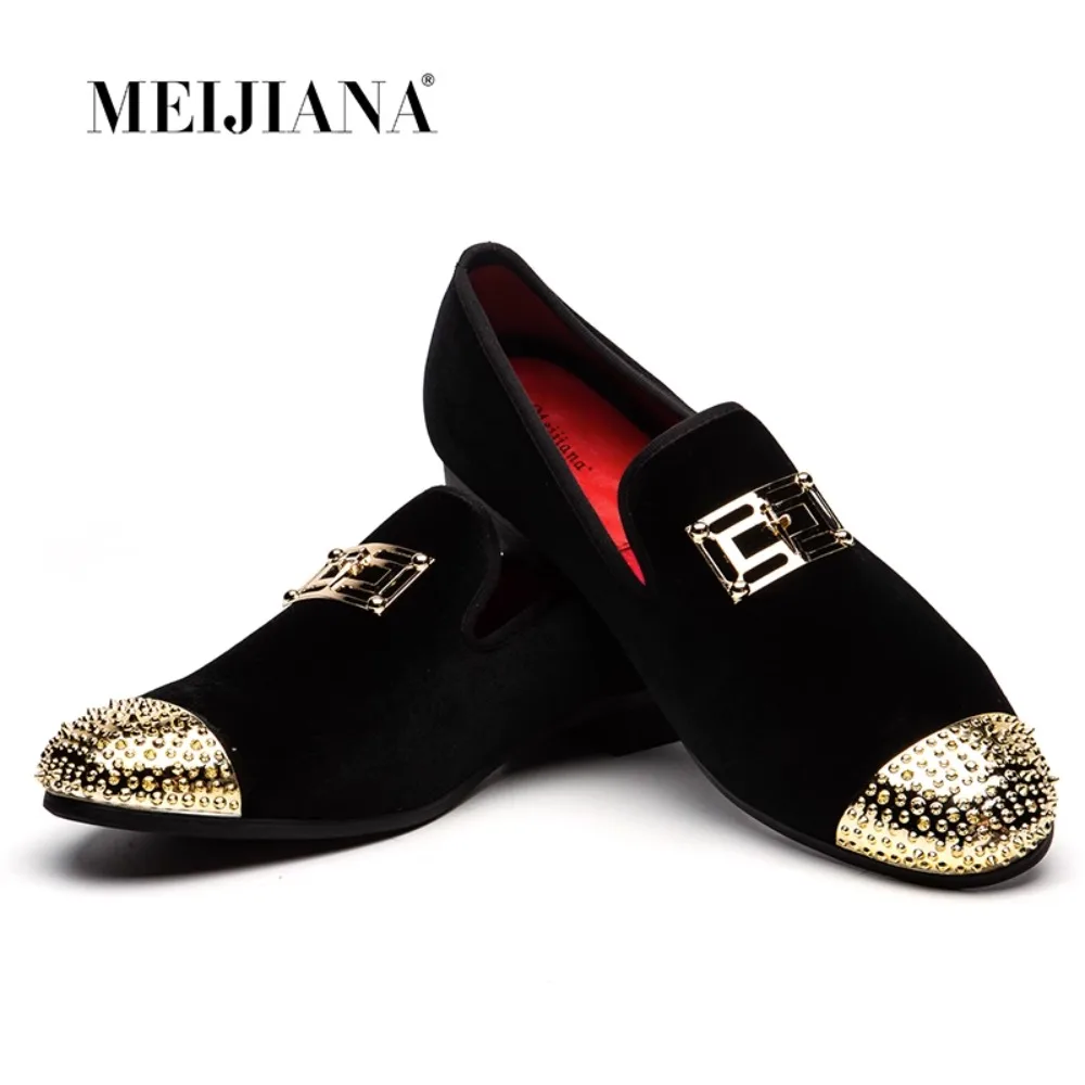 

Brand Designer Fashion Totem Style Men Nightclub Dress Shoe Velvet Rivet Loafers Man Party Wedding Shoes Moccasins Shoes For Men