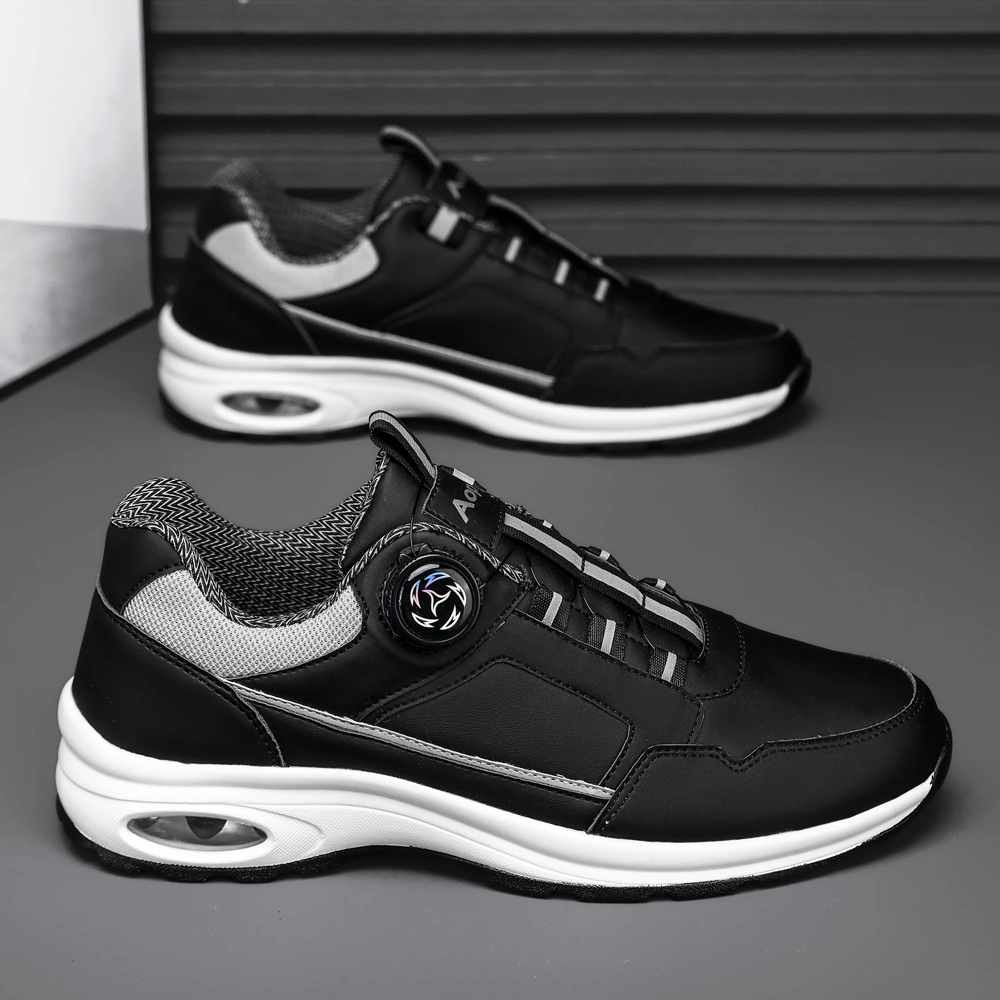 

Fashionable Men's Sport and Casual shoes, Comfortable Air-cushioned Casual shoes, Outdoor Portable Cycling shoes，White and Black