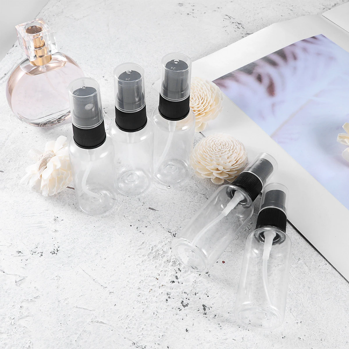 

12 pcs 30Ml Portable Spray Bottle Empty Plastic Travel Bottles For Perfume Aftershave Makeup Remover Fine Mist Refillable