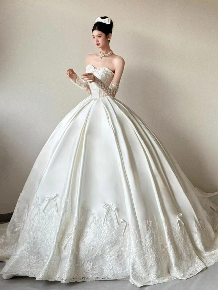 Vestidos de novia sin tirantes, vestidos de novia de satén de lujo, vestidos de fiesta personalizados, vestido de novia brillante, novedad de 2025