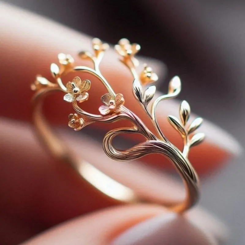 Vintage Hand Carved Flower Women's Ring Golden Color Metal Geometry Daily Wear Party Jewelry Anniversary Gift