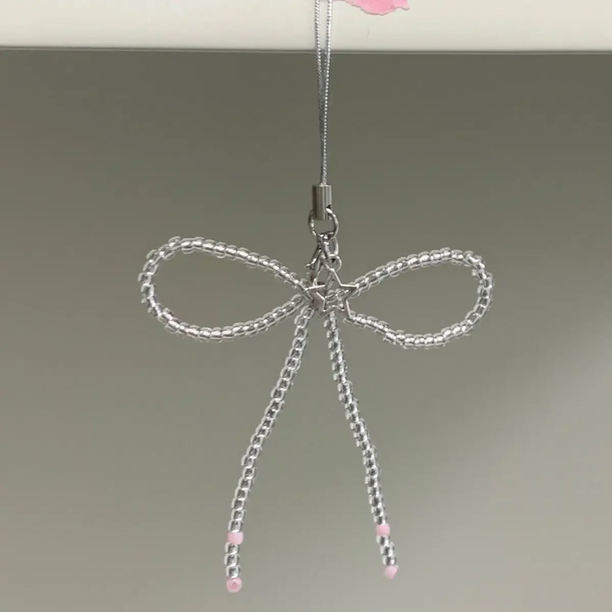 Kawaii حلية للهاتف قلادة ، فراشة حبة لطيف ، اكسسوارات المفاتيح للكاميرا CCD iP14Plus ، Ins المدرسية ، فتاة حلوة