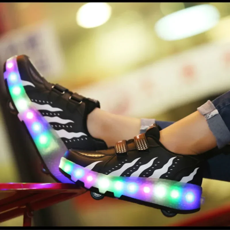 New Boys Roller Skate Shoes Girls Automatic Jazzy LED Lighted Flashing Roller Skates Children Sneakers Led With One/Two Wheels