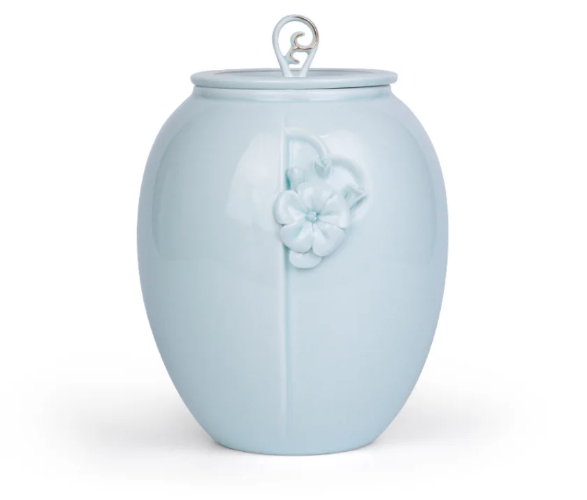 Sales of High-end Graceful Ceramic Ashes Urn for Chershed Memories Suitable for Pets and Humans
