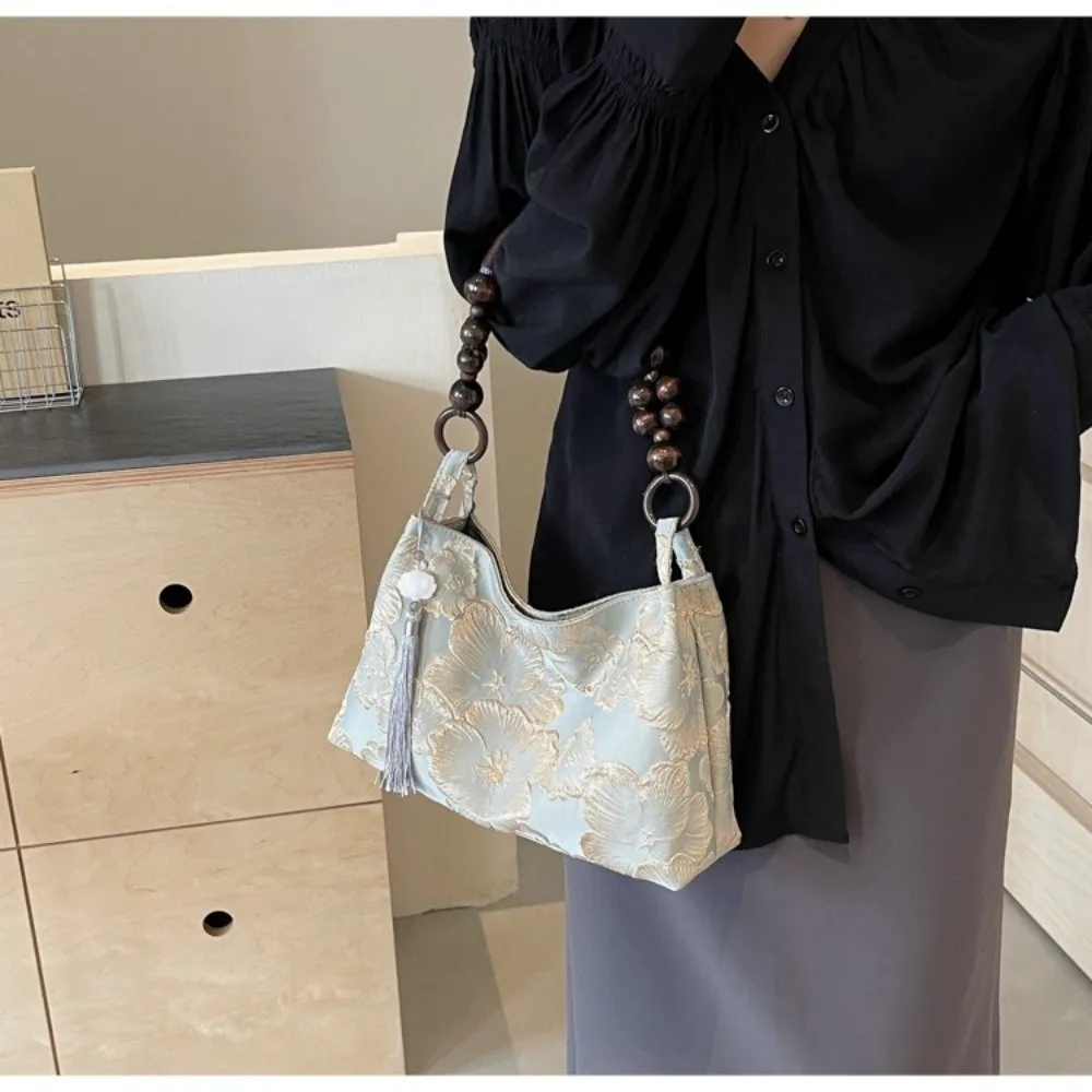 ​Medium Capacity​ Women Embroidered Shoulder Bag​ ​Ethnic Pattern Embroidery​ Hasp Sewing Thread Craft​ ​Tassel Pendant Bag​