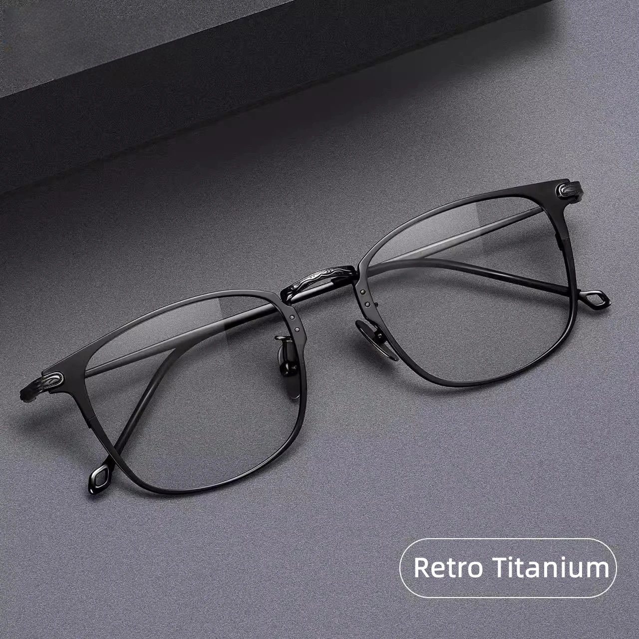 

Fashion Pure Titanium Ultra Light Retro Carved Design Men Anti Blue Light Eyeglasses Frame Matched Optical Prescription Glasses