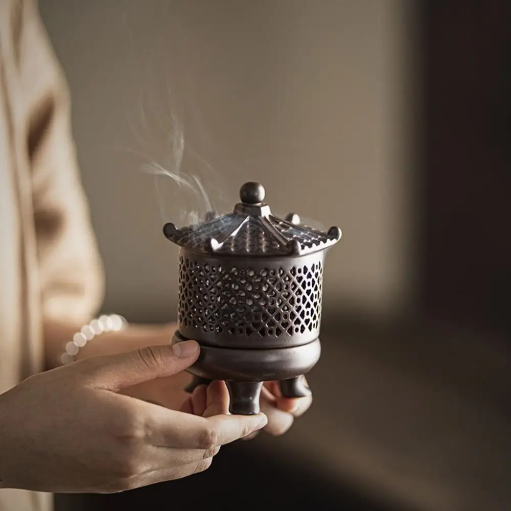 

Room Decor Ceramics Incense Burner with Lid Creative Aromatherapy Holder Retro Incense Censer Camping Garden