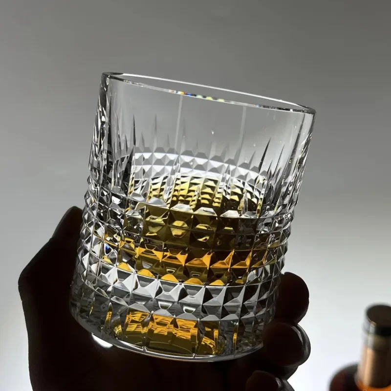 Ancient Castle High End Whiskey Glass Crystal Wine Glasses Hand Cut K9 Rock Tumbler Brandy Chivas XO Whisky Cup 230ml Gift Box