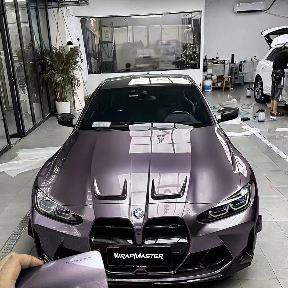 

Glossy Metallic Light Purple Auto Vinyl Wrap with PET Liner - Easy to Apply Car Wrap Film for Vehicle Body Decoration