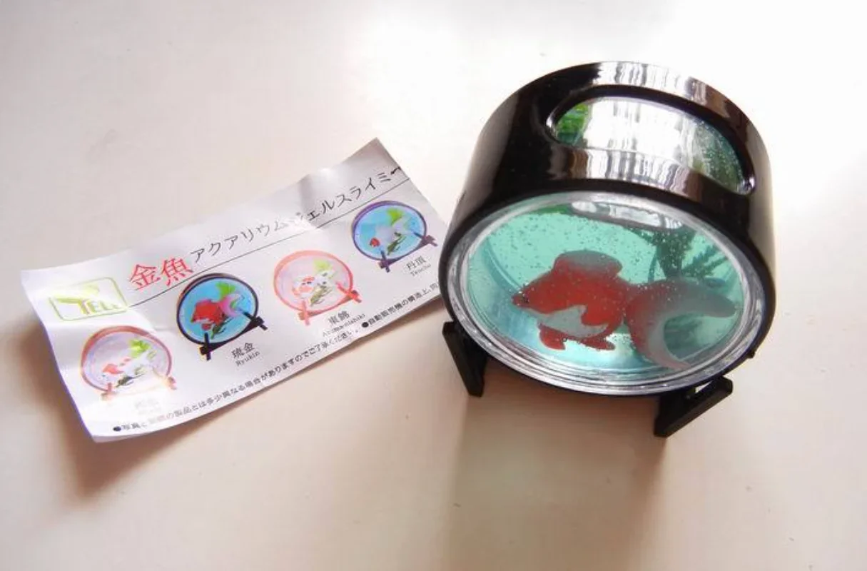 YELL Original Gashapon Kawaii Capsule Toys Figure Aquarium Hebei Fisheries Crystal Soil Fish Box Cute Creative Gifts